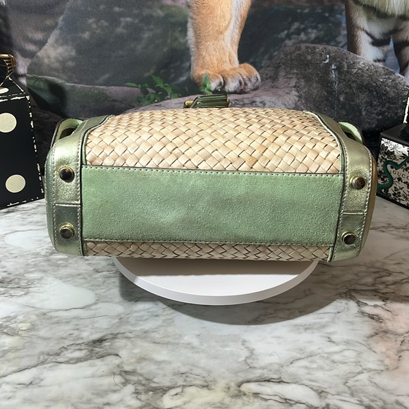 Coach Ltd Ed Natural Straw Seafoam Suede/Leather Buckle Closure Tote Bag In GUC - Picture 12 of 16